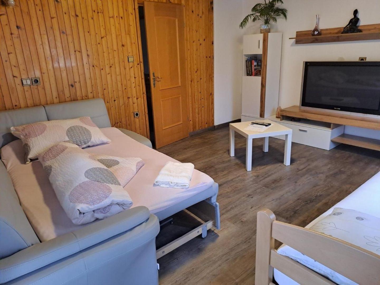 Kiara Rooms Jesenice Dış mekan fotoğraf